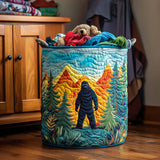 Mountain Trail Sasquatch Quilted Laundry Basket NCU0NNT1543